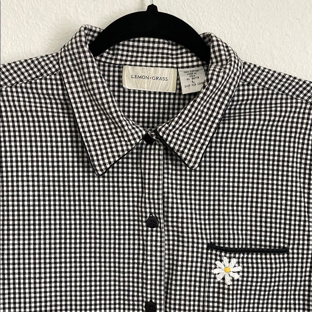 Vintage Black and White Checkered Button Down Shirt with Floral Hem - Picture 8 of 8